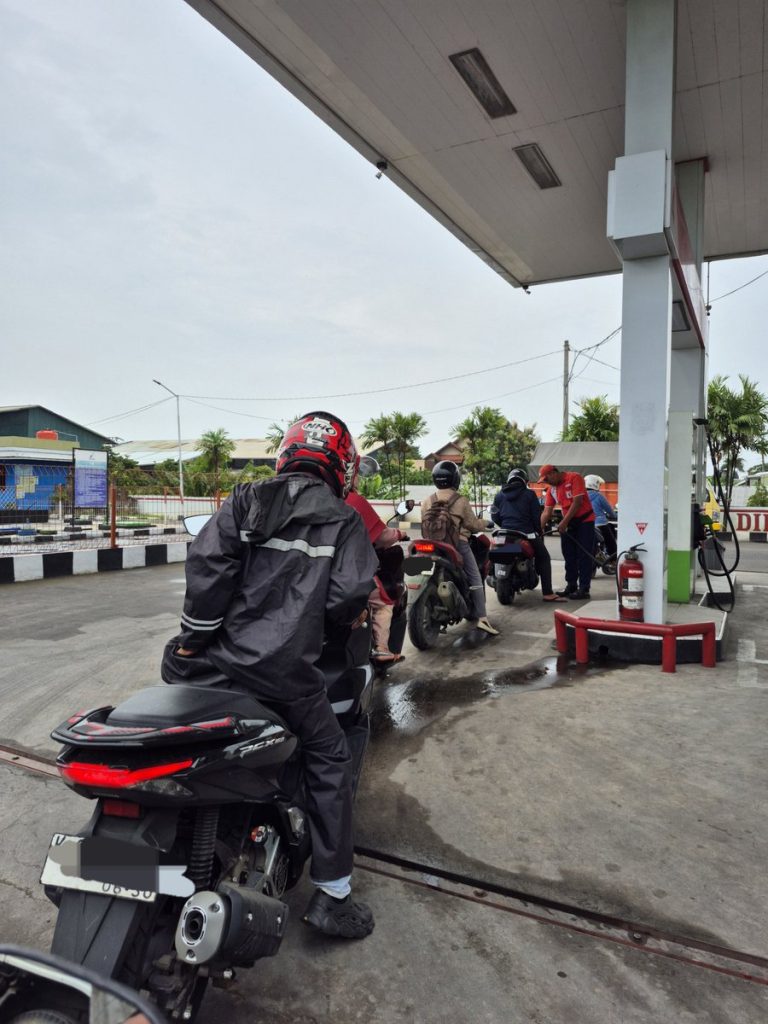 Viral NMAX Aerox isi pertalite